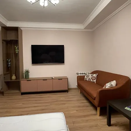 Modern Apartment, 15mins To Opera Lägenhet *